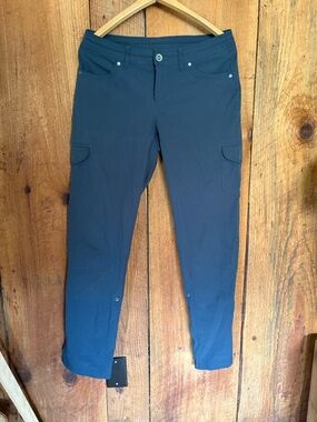 Kuhl Straight-Leg Cargo Pants in Slate Navy
